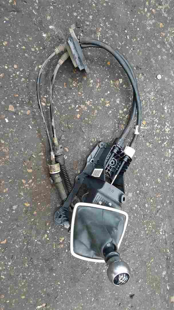 Thumb 3 Renault Laguna Estate MK3 2007-2012 6 Speed Gearstick Shifter Mechanism + Cables