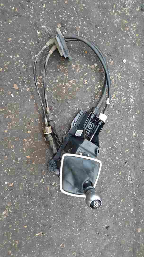 Renault Laguna Estate MK3 2007-2012 6 Speed Gearstick Shifter Mechanism + Cables