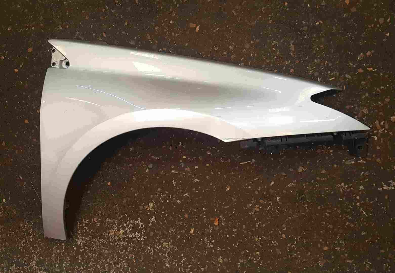 Renault Laguna Estate MK3 2007-2012 Drivers OS Wing Silver TED69