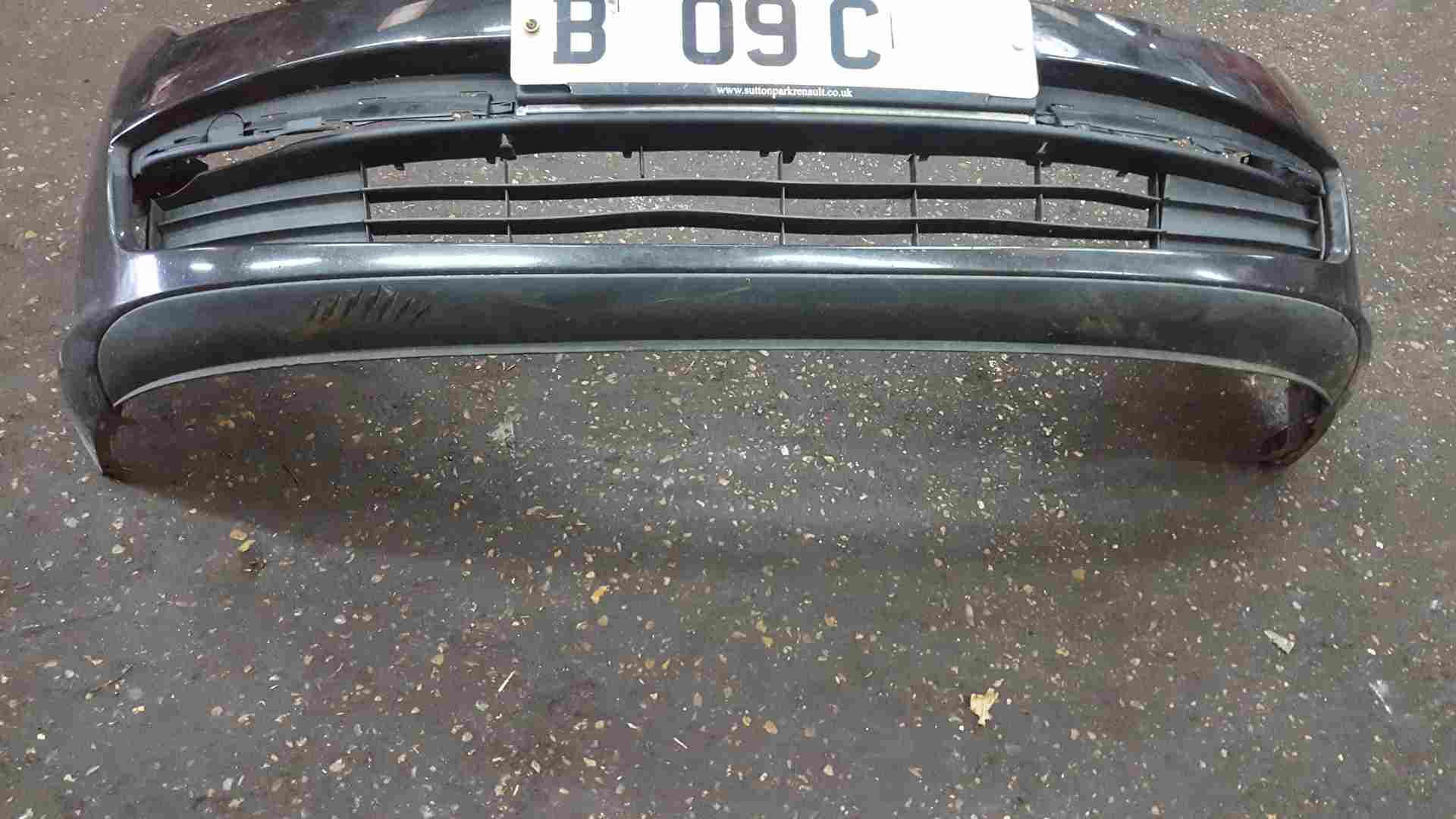 Thumb 9 Renault Laguna Estate MK3 2007-2012 Front Bumper Black 676 Nv676
