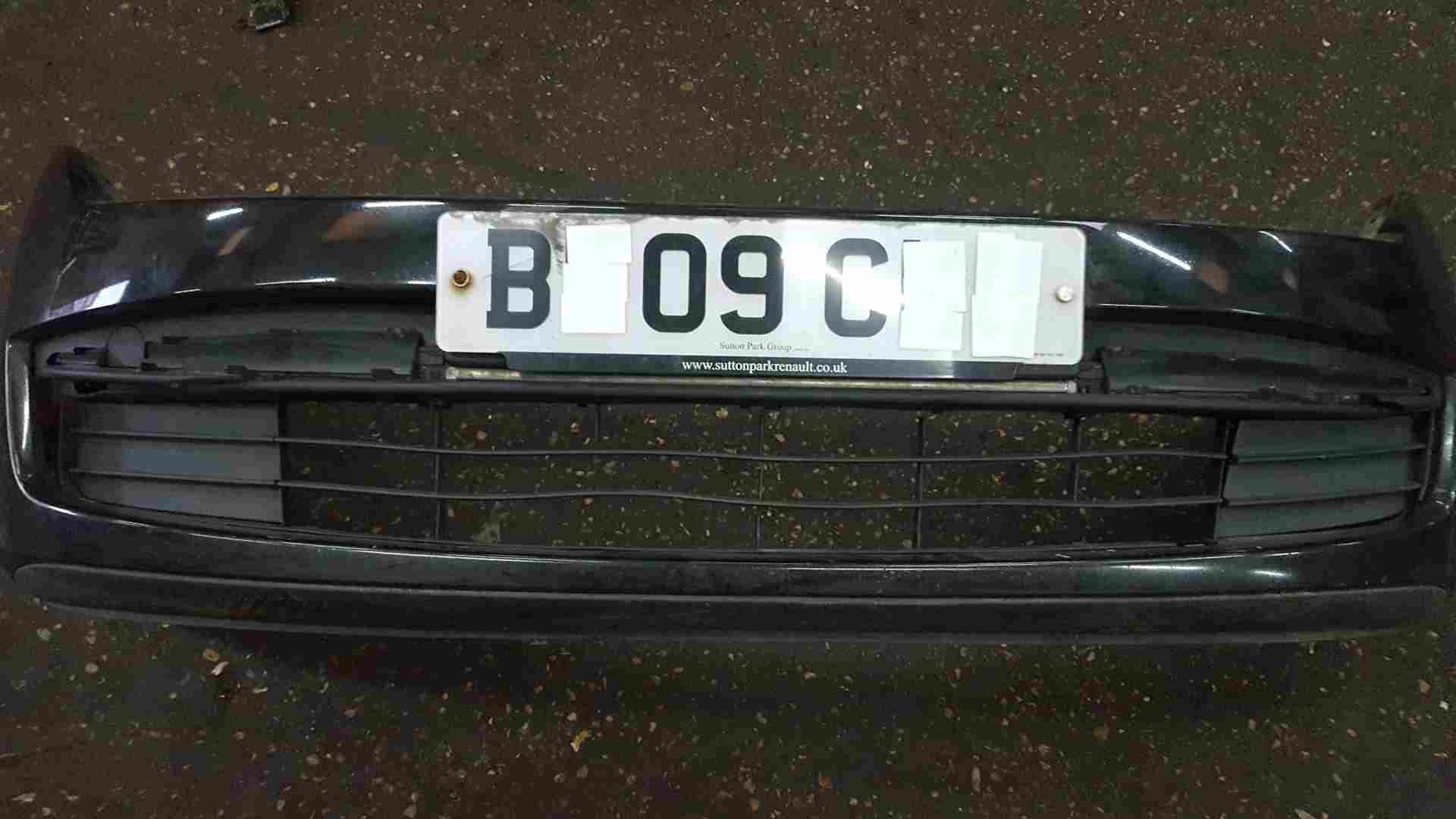Thumb 5 Renault Laguna Estate MK3 2007-2012 Front Bumper Black 676 Nv676