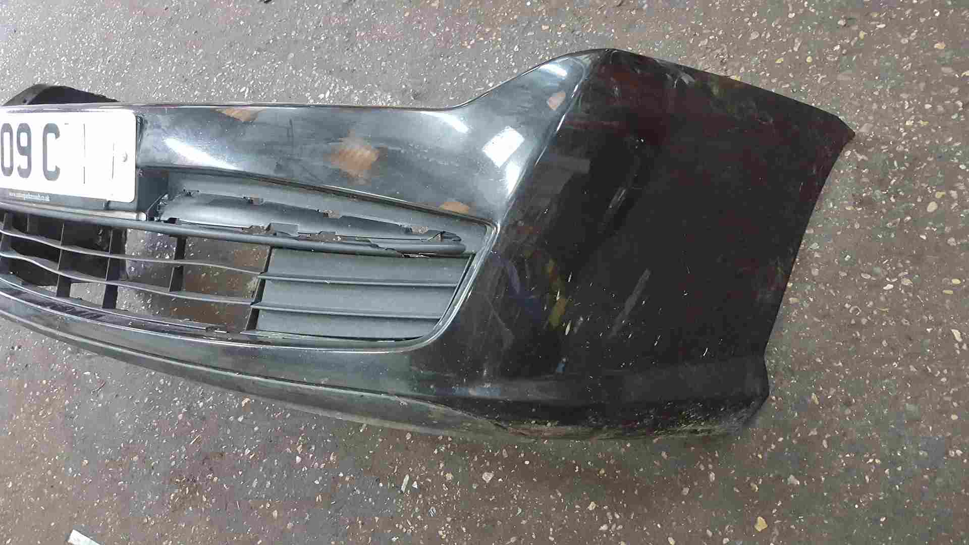 Thumb 6 Renault Laguna Estate MK3 2007-2012 Front Bumper Black 676 Nv676