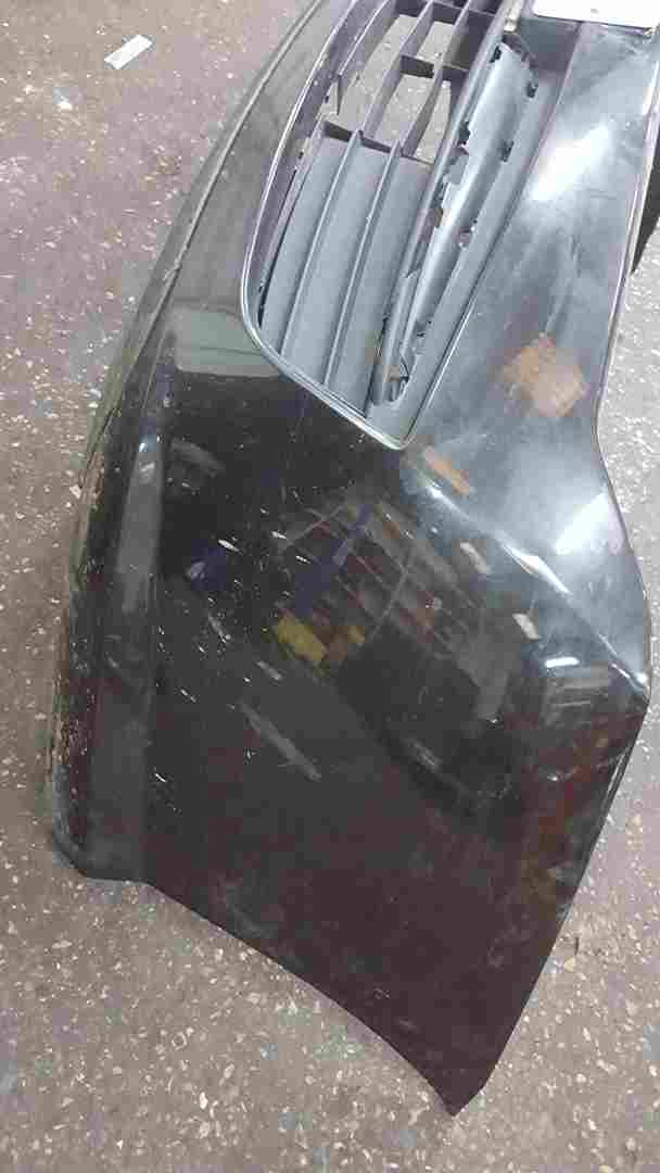 Thumb 7 Renault Laguna Estate MK3 2007-2012 Front Bumper Black 676 Nv676