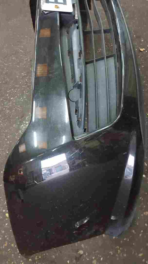 Thumb 8 Renault Laguna Estate MK3 2007-2012 Front Bumper Black 676 Nv676