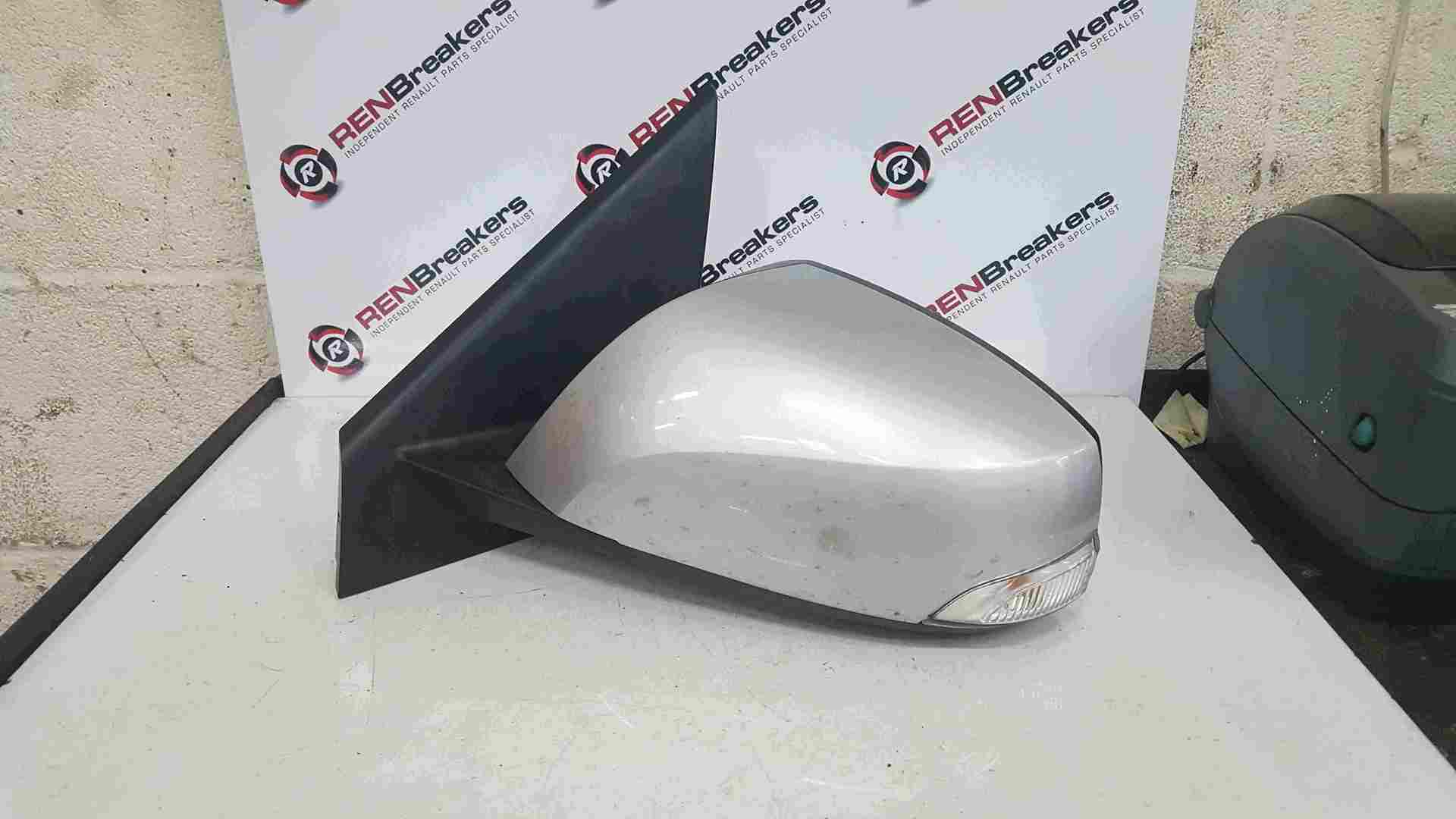 Thumb 2 Renault Laguna Estate MK3 2007-2012 Passenger NS Wing Mirror Silver TED69