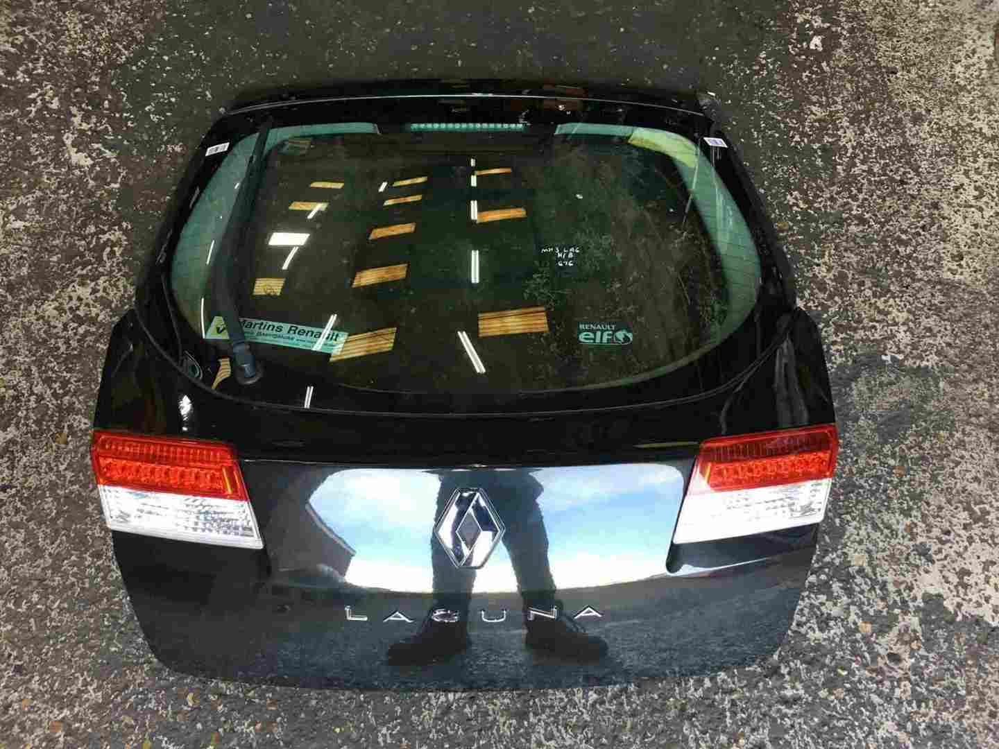 Renault Laguna Hatchback 2007-2012 Rear Tailgate Boot Black 676