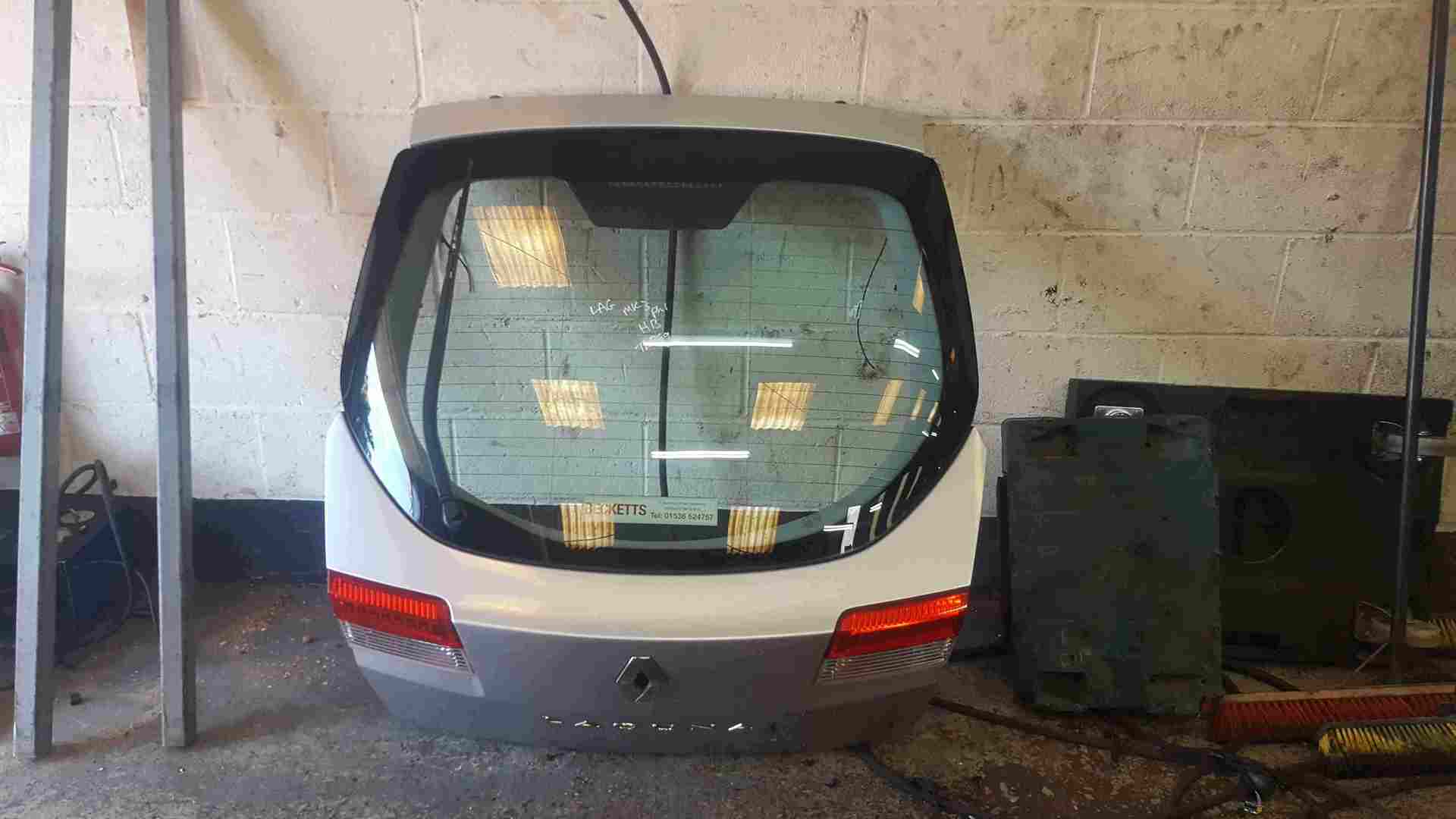 Renault Laguna Hatchback 2007-2012 Rear Tailgate Boot Silver TED69