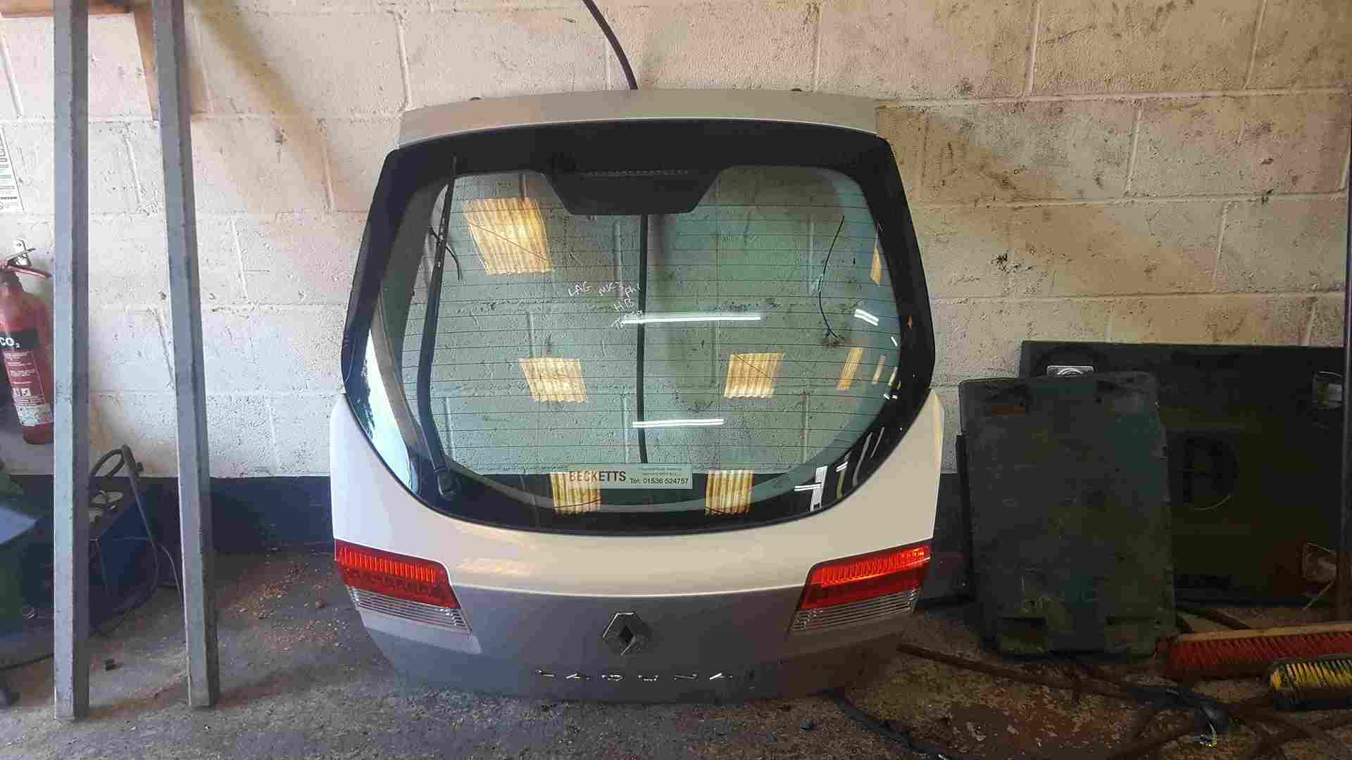 Thumb 2 Renault Laguna Hatchback 2007-2012 Rear Tailgate Boot Silver TED69