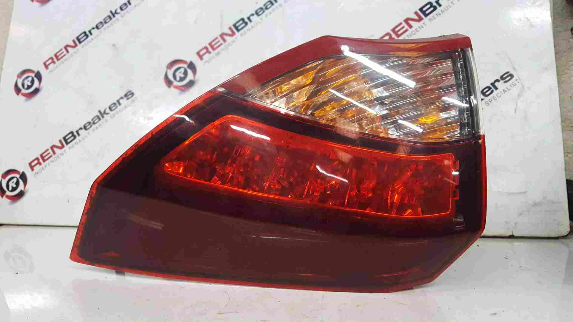 Renault Laguna Hatchback MK3 2007-2010 Drivers OSR Body Rear Light 265500001R