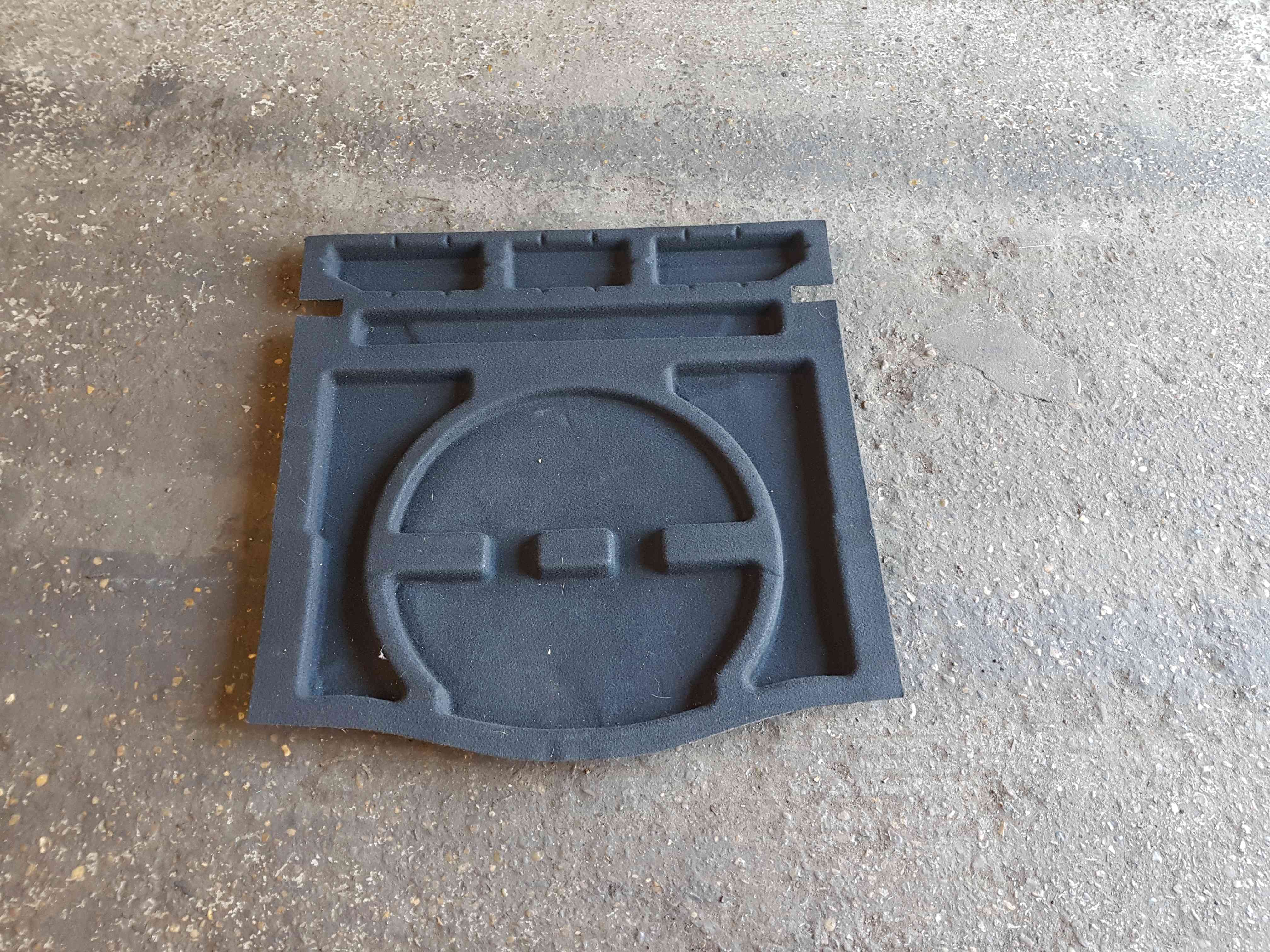 Thumb 3 Renault Laguna Hatchback MK3 2007-2012 Boot Tray Cover Carpet Spare Wheel