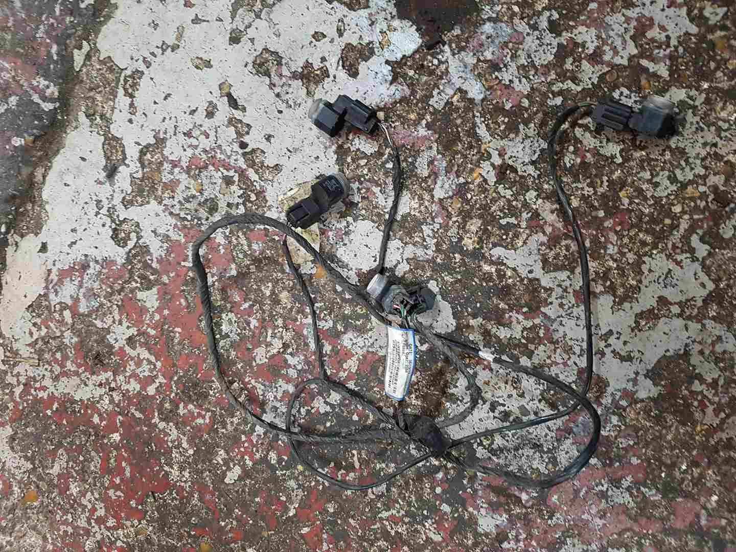 Renault Laguna Estate MK3 2007-2012 Rear Bumper Reversing Sensors + Wiring