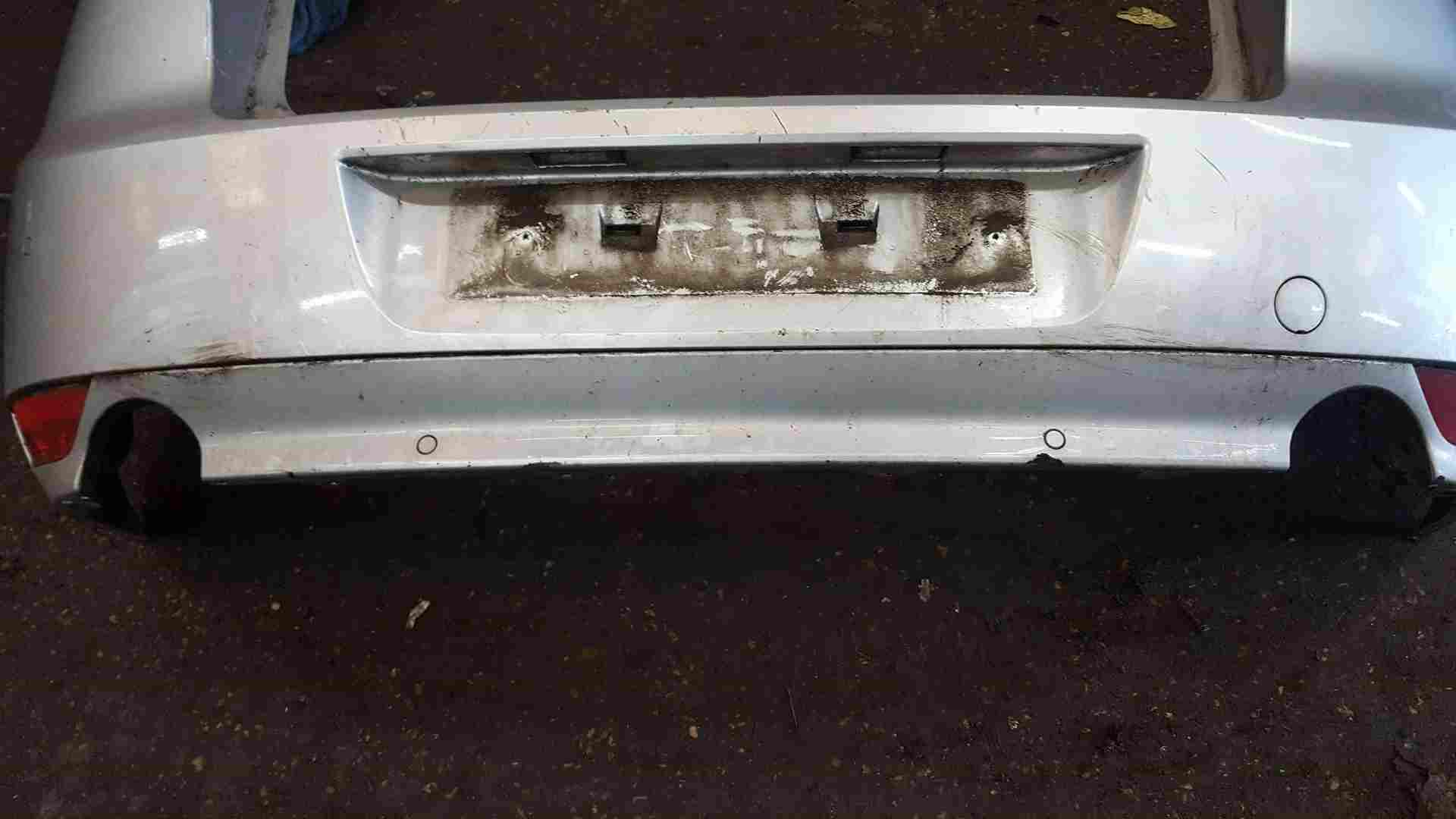 Thumb 4 Renault Laguna Hatchback MK3 2007-2012 Rear Bumper Silver Ted69 + Sensors