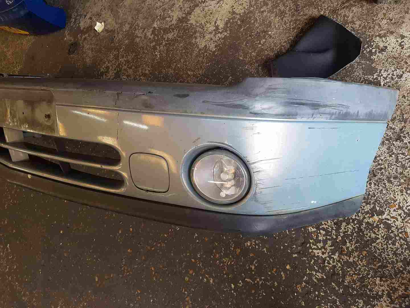 Thumb 3 Renault Laguna MK1 1999-2000 Front Bumper Blue 