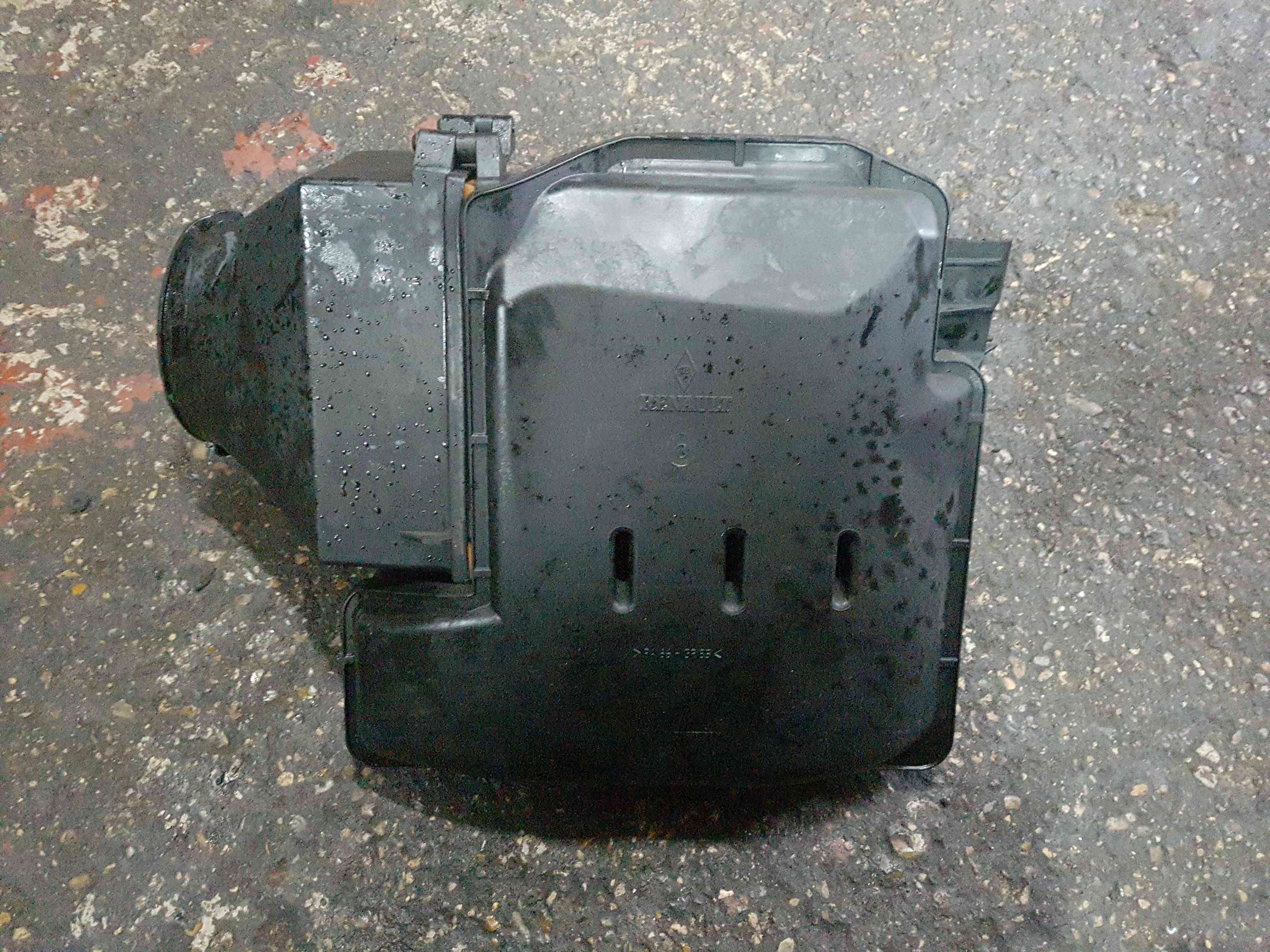 Thumb 8 Renault Laguna MK2 2001-2005 Airbox Housing Filter 8200420871