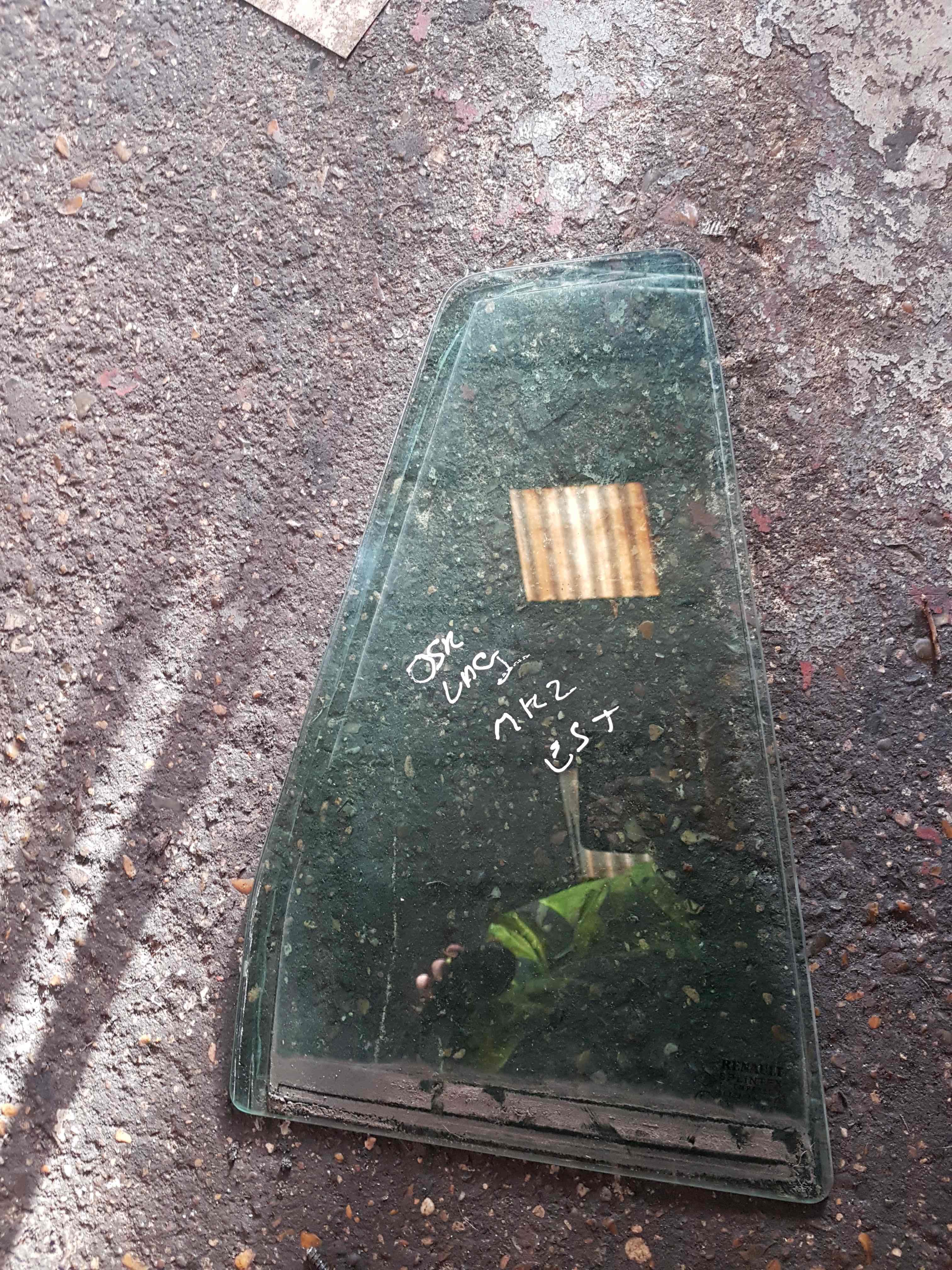 Renault Laguna MK2 2001-2005 Driver OSR Small Glass