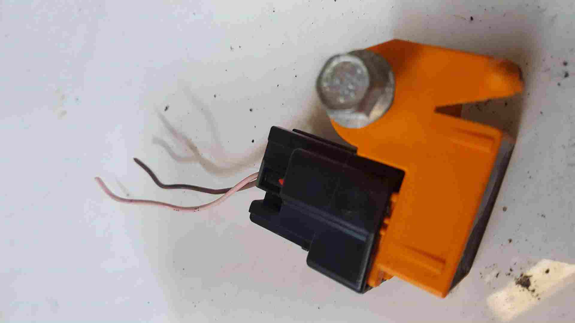 Thumb 2 Renault Laguna MK2 2001-2007 Front Airbag Impact Sensor 8200410987
