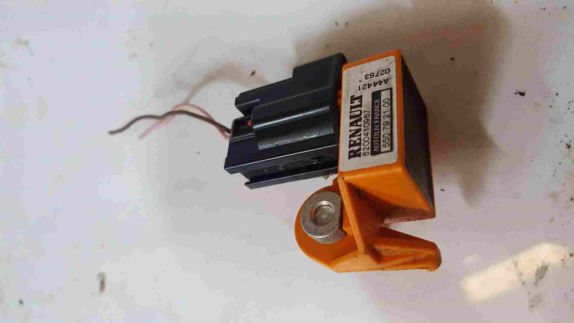 Renault Laguna MK2 2001-2007 Front Airbag Impact Sensor 8200410987