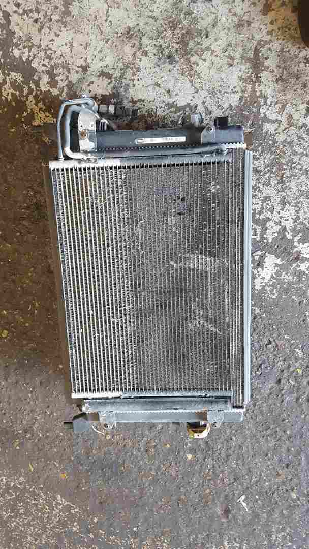Thumb 2 Renault Laguna MK2 2005-2007 2.0 16V RAD Pack Radiator Cooling FAN M9R740