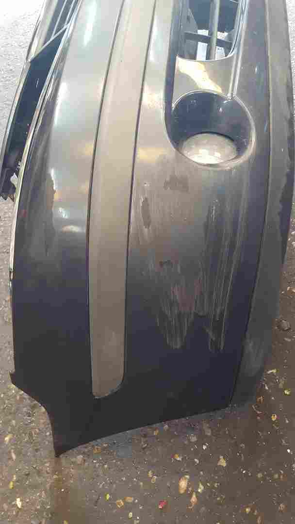 Thumb 5 Renault Laguna MK2 Ph2 Estate 2005-2007 Front Bumper Grey Teb66 Scuffed