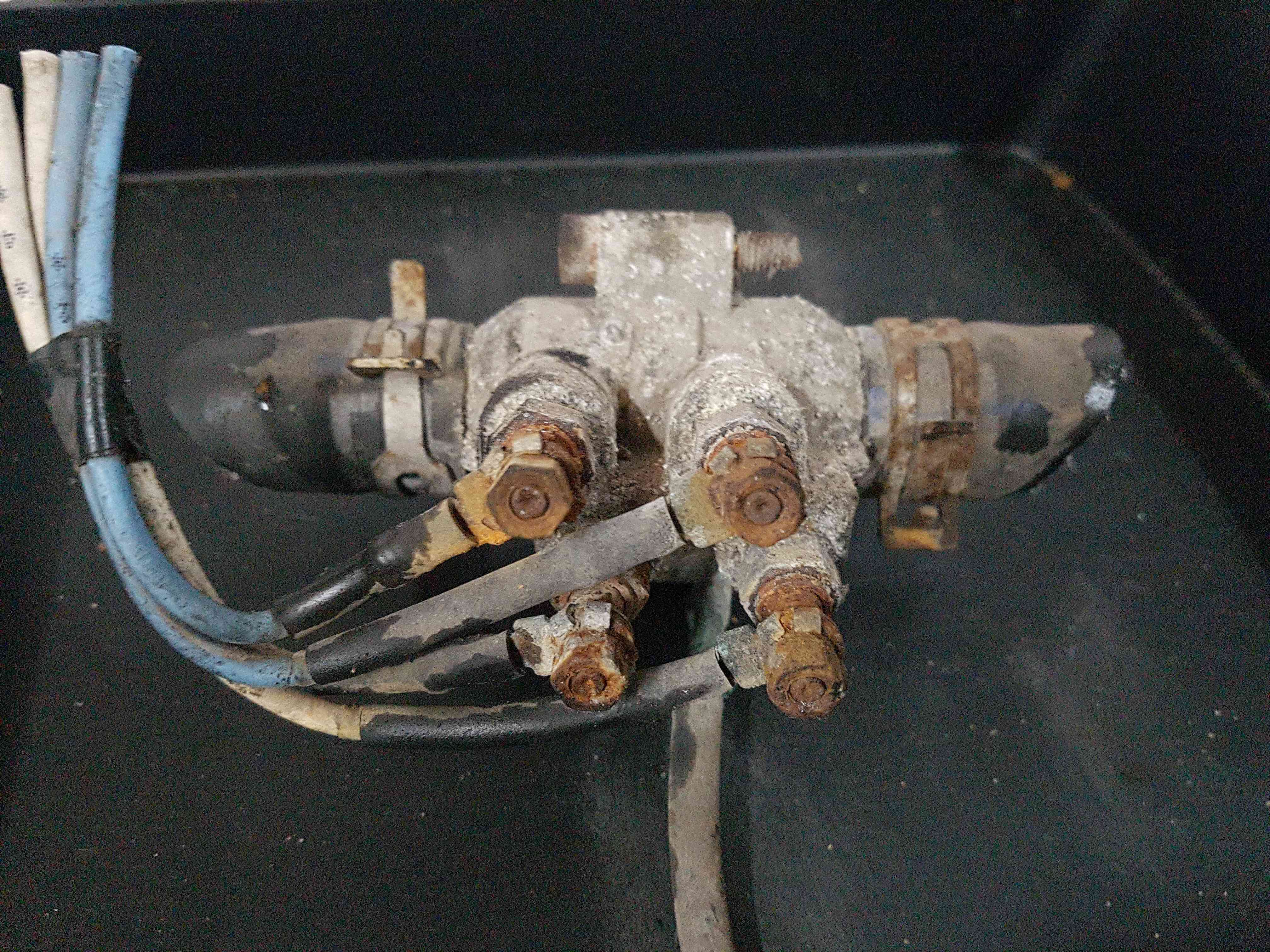 Thumb 2 Renault Laguna MK3 2007-2010 2.0 DCI Heater Pre-Heater Exchange