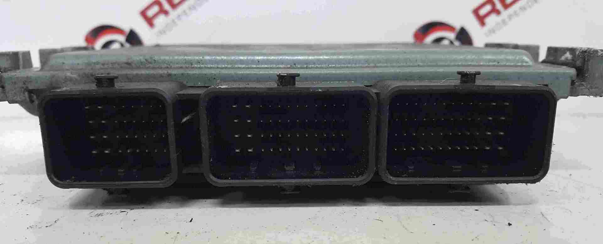 Thumb 3 Renault Laguna MK3 2007-2012 1.5 DCi Engine Control Unit ECU 8200793109