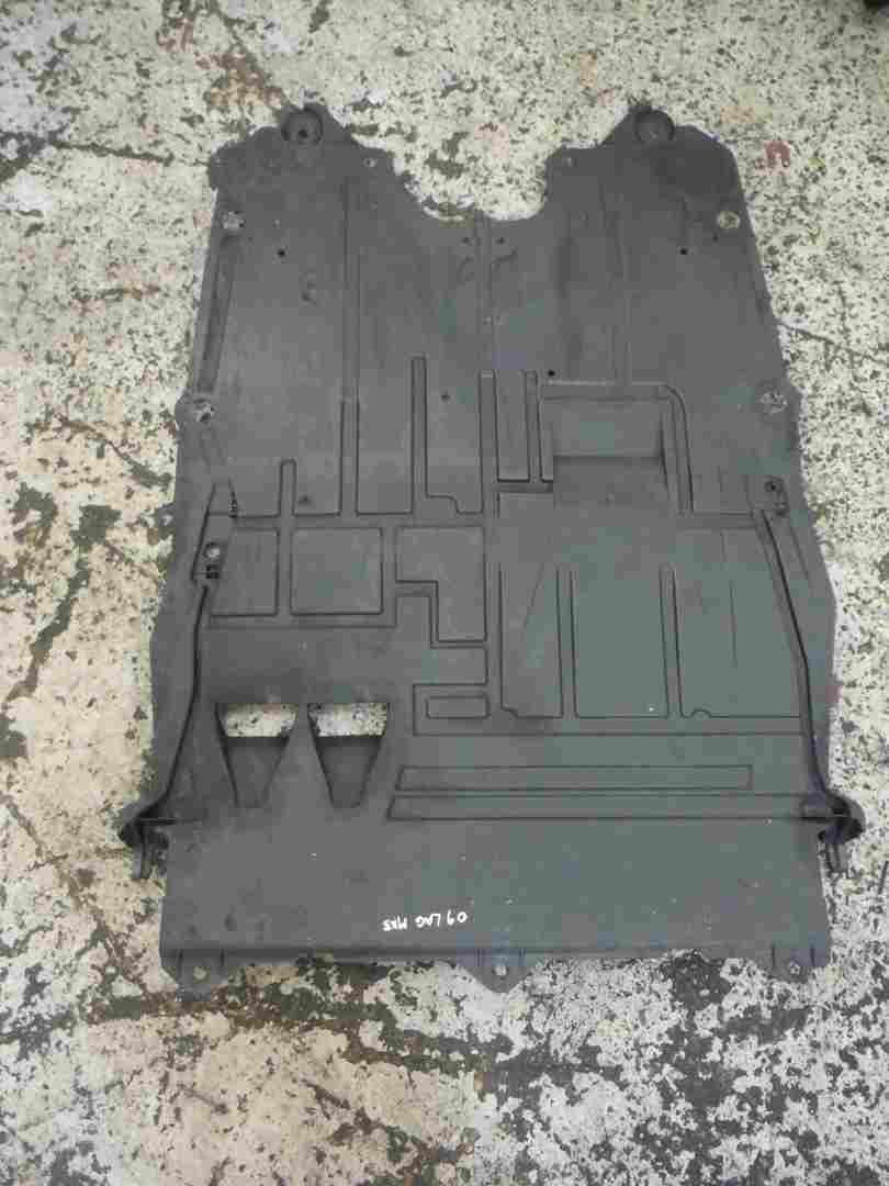 Renault Laguna MK3 2007-2012 1.5 dCi Engine Cover Splash Gaurd Drip Tray