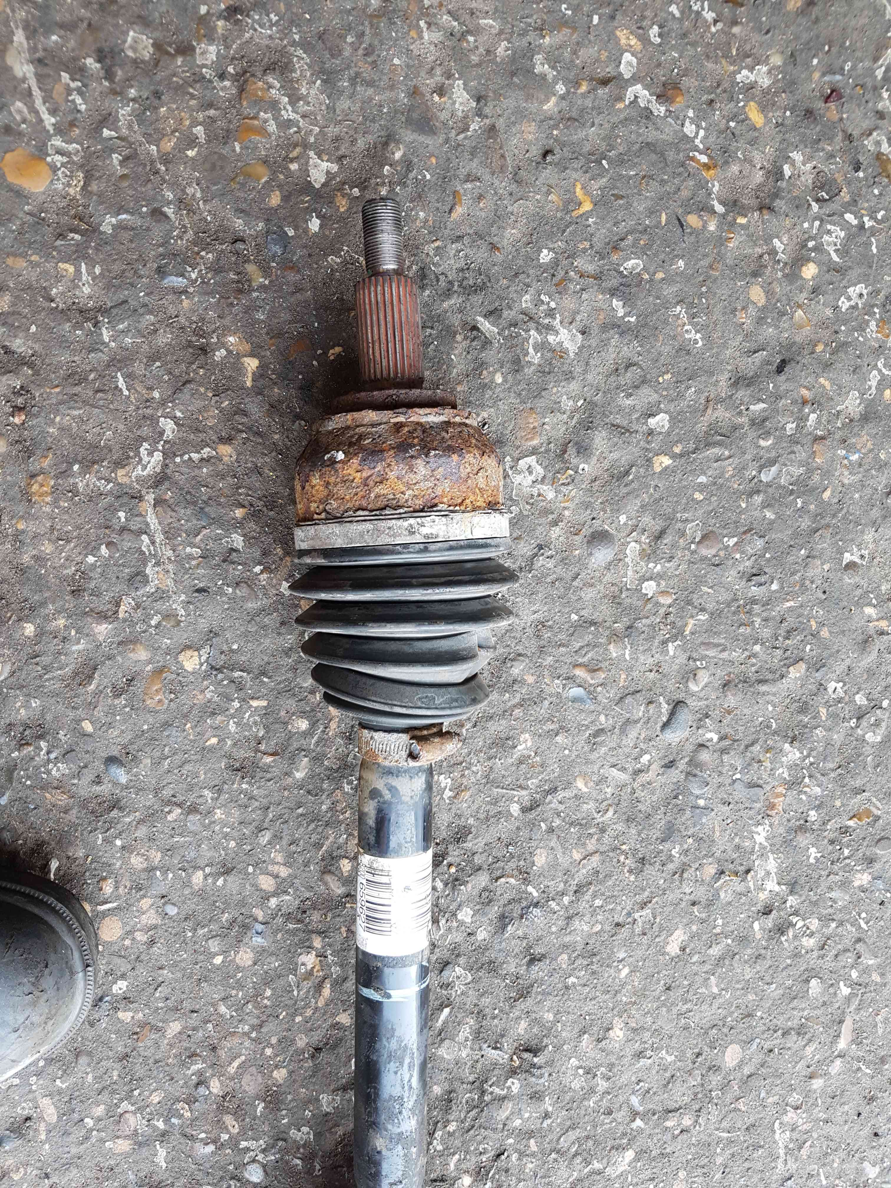 Thumb 2 Renault Laguna MK3 2007-2012 2.0 DCI Drivers OSF Front Driveshaft 8200659627