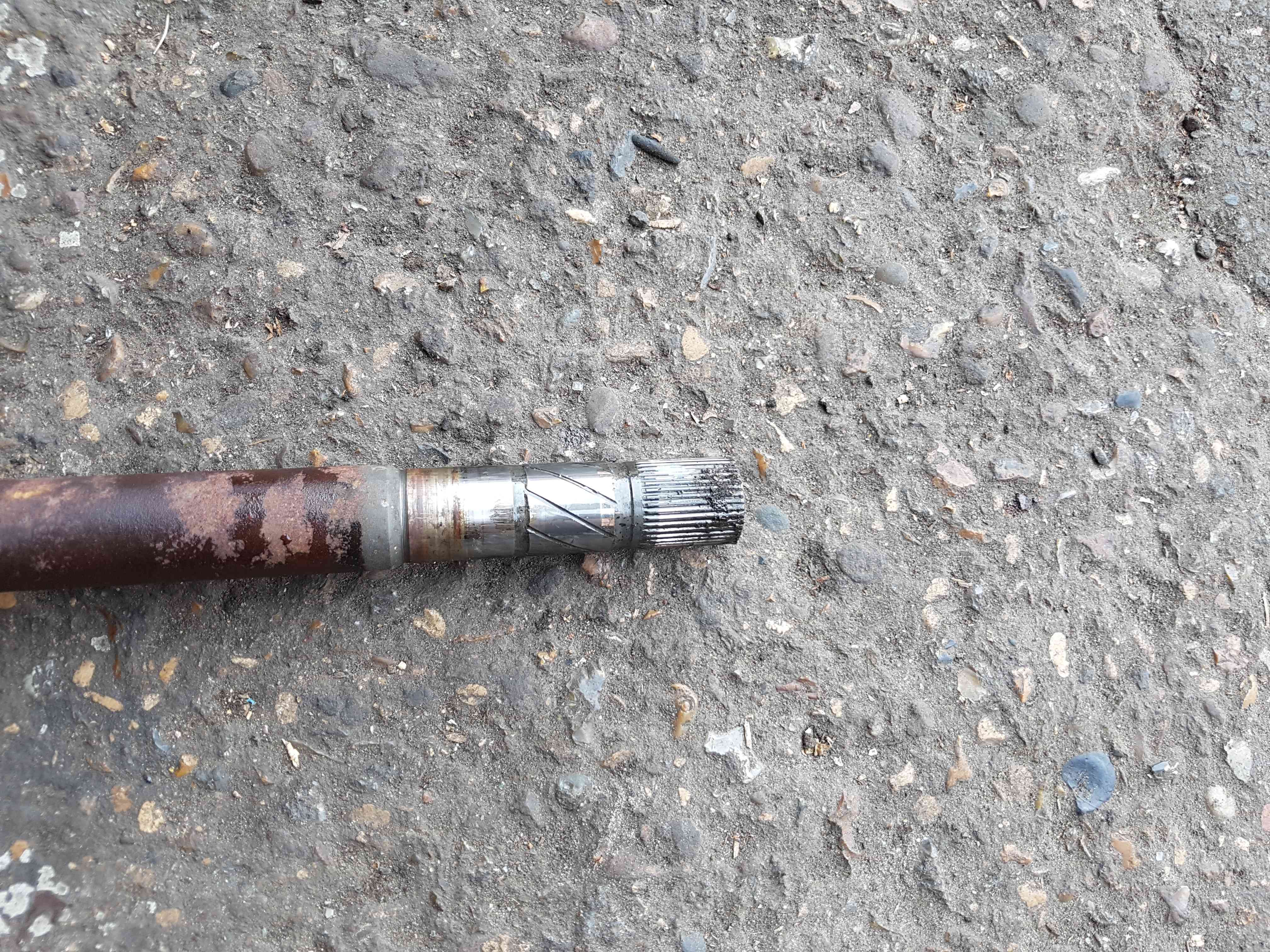 Thumb 7 Renault Laguna MK3 2007-2012 2.0 DCI Drivers OSF Front Driveshaft 8200659627