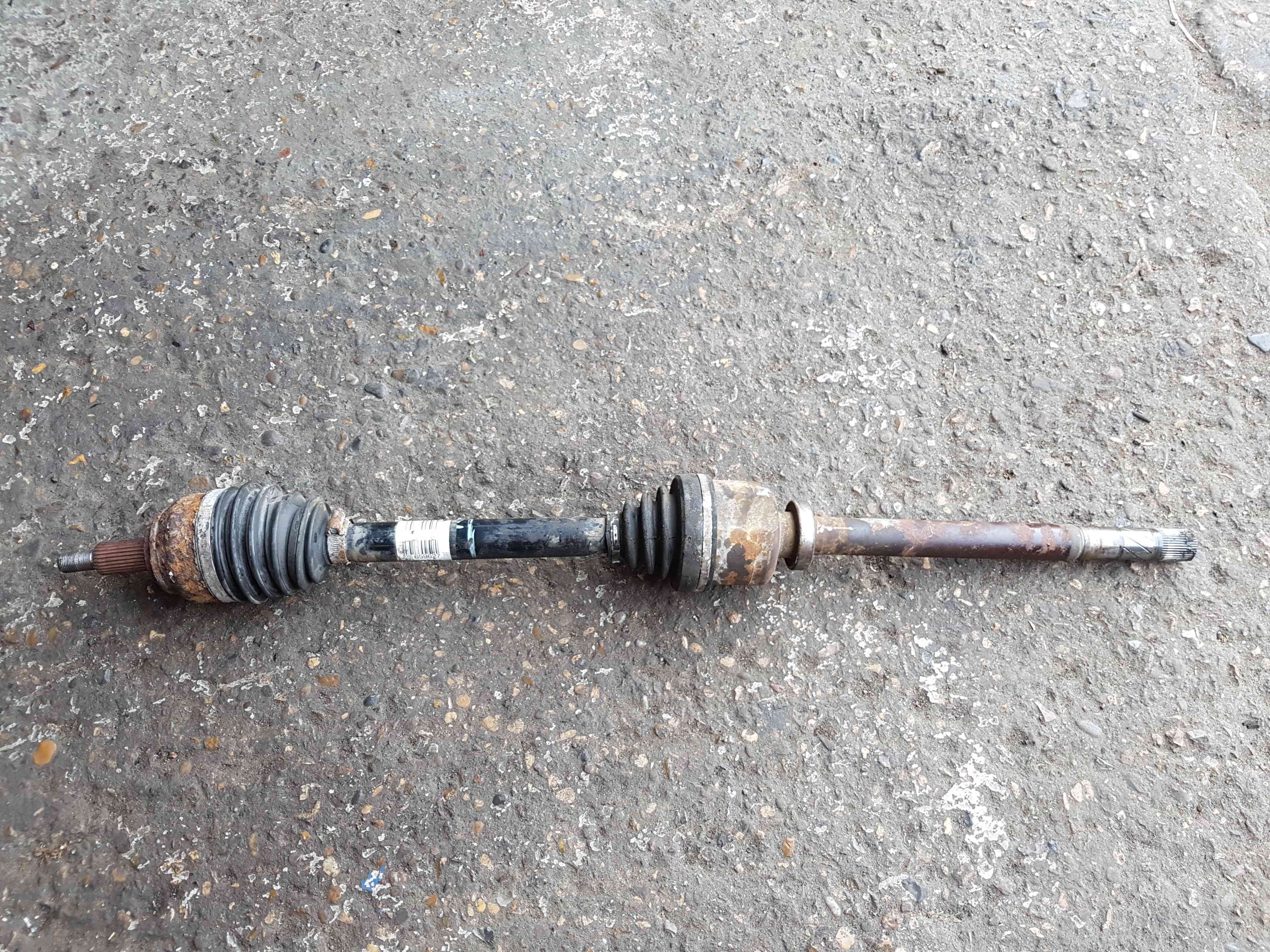Thumb 10 Renault Laguna MK3 2007-2012 2.0 DCI Drivers OSF Front Driveshaft 8200659627