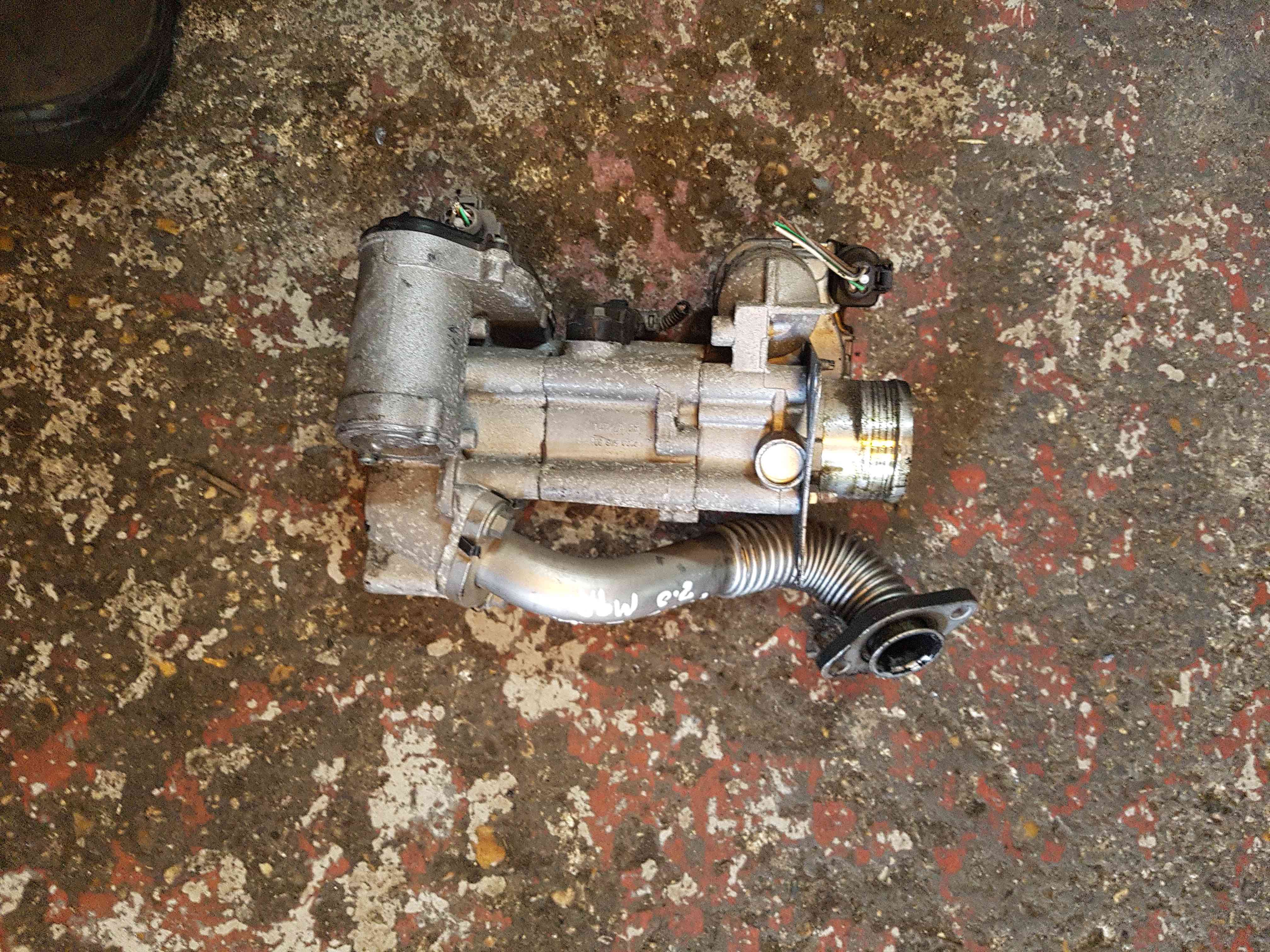 Thumb 4 Renault Laguna MK3 2007-2012 2.0 DCI Egr Valve M9R 800 