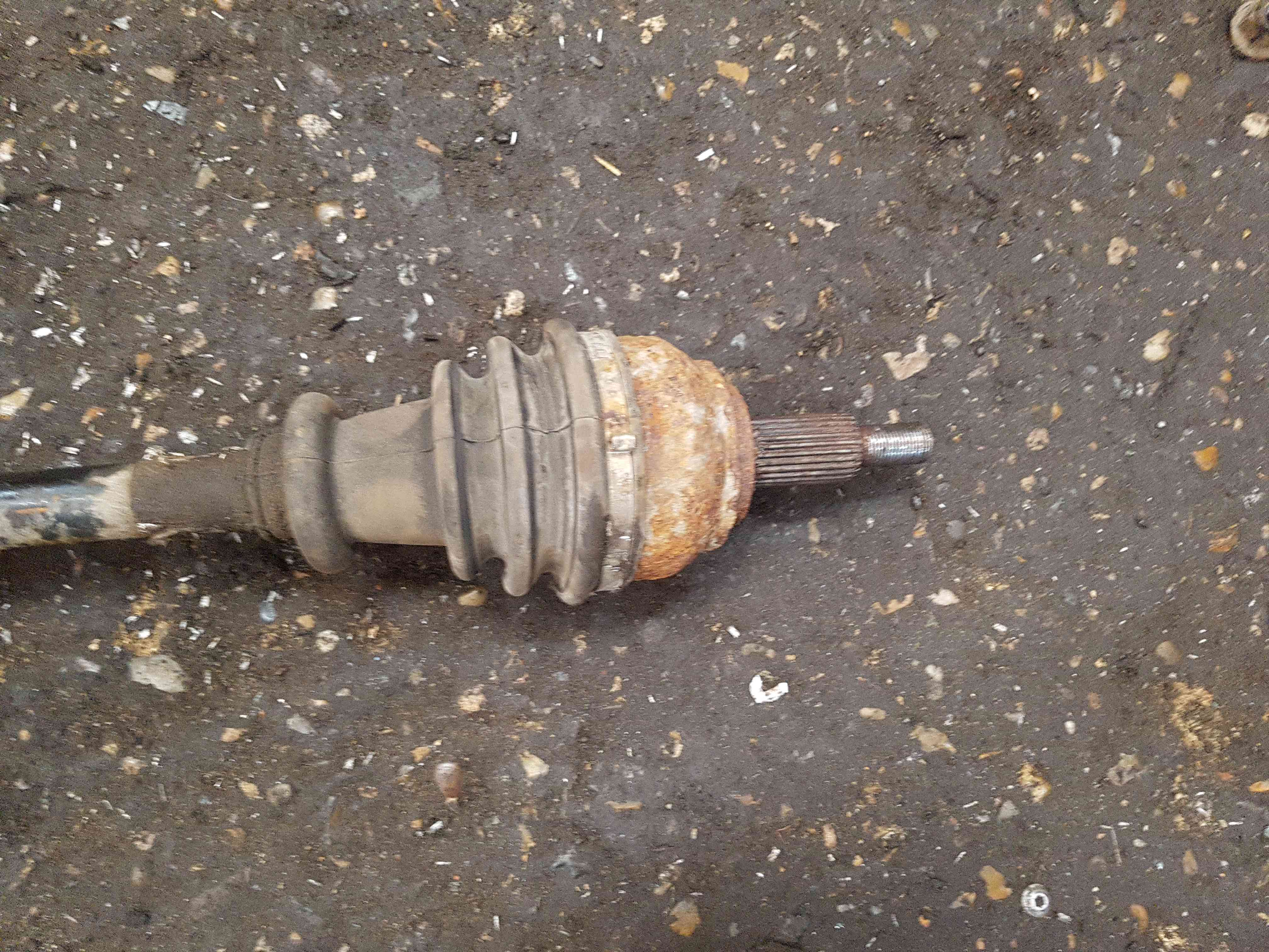 Thumb 5 Renault Laguna MK3 2007-2012 2.0 DCI Passenger NSF Front Driveshaft