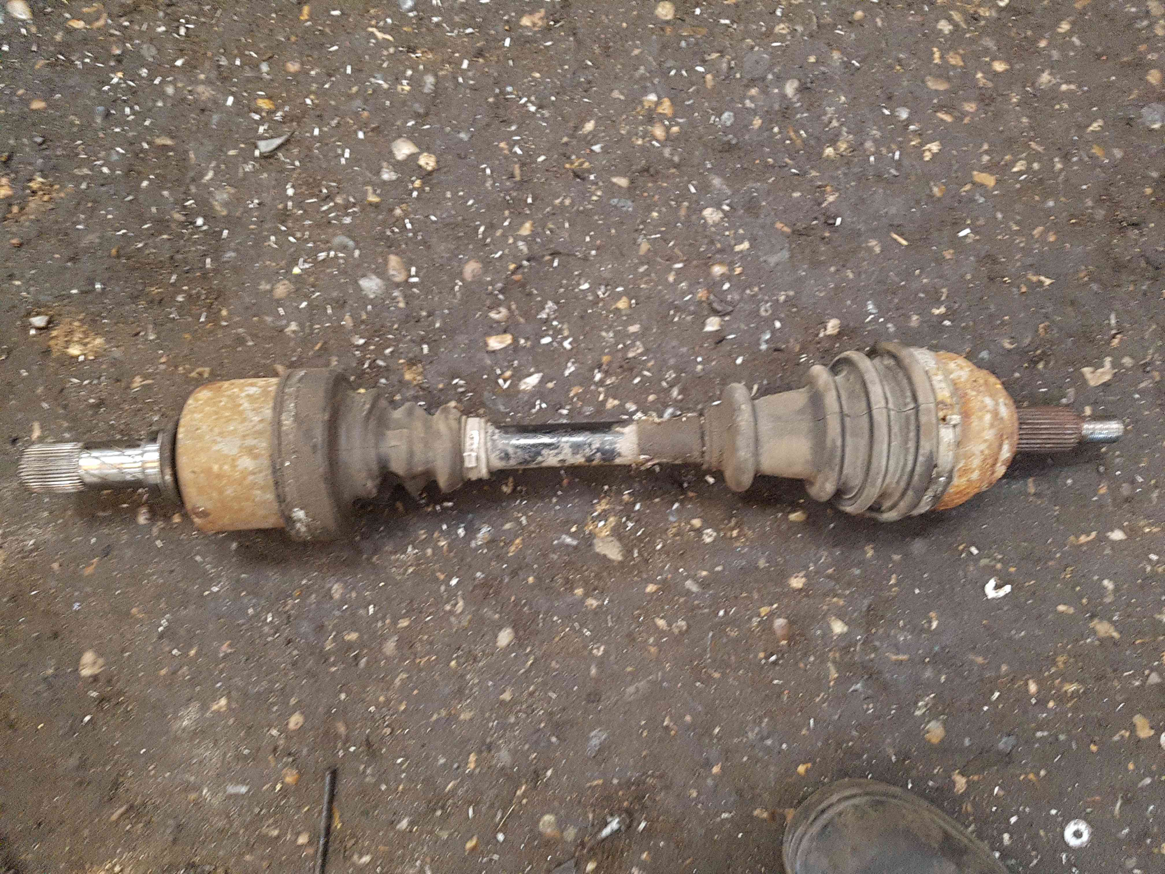 Thumb 7 Renault Laguna MK3 2007-2012 2.0 DCI Passenger NSF Front Driveshaft
