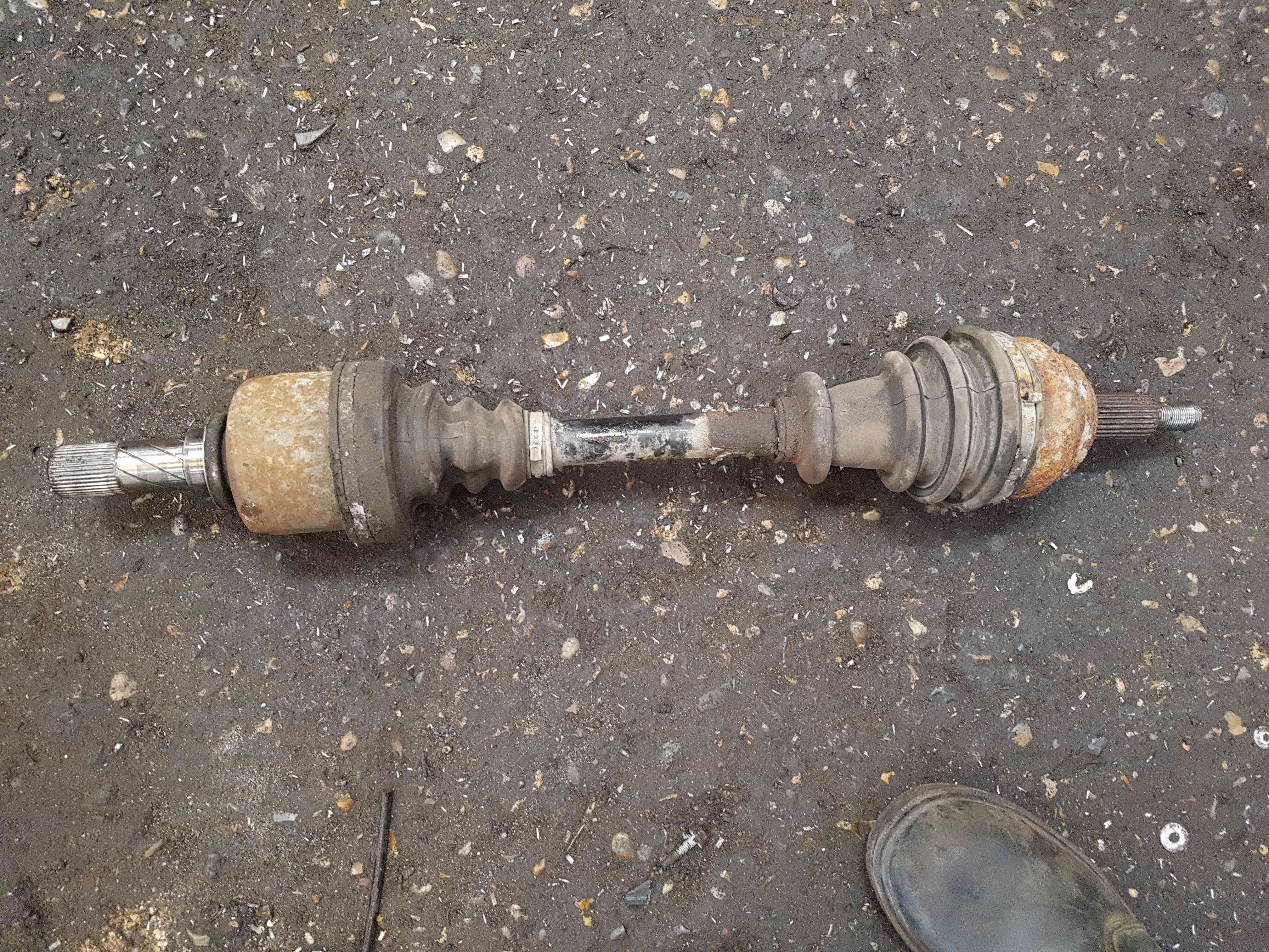 Thumb 3 Renault Laguna MK3 2007-2012 2.0 DCI Passenger NSF Front Driveshaft
