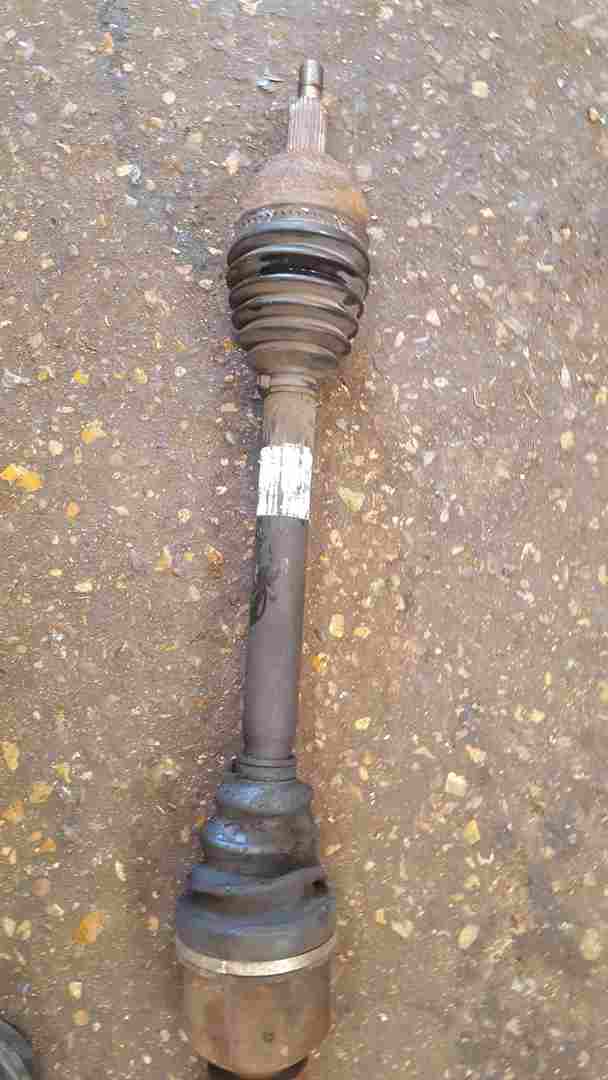 Thumb 2 Renault Laguna MK3 2007-2012 2.0 DCi Drivers OSF Front Driveshaft
