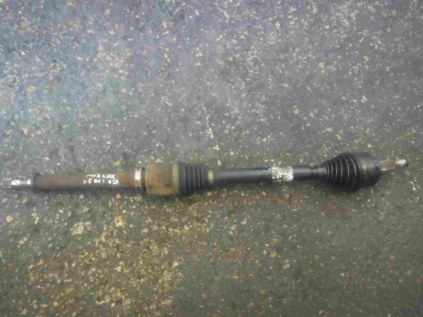 Renault Laguna MK3 2007-2012 2.0 dCi Drivers OSF Front Driveshaft
