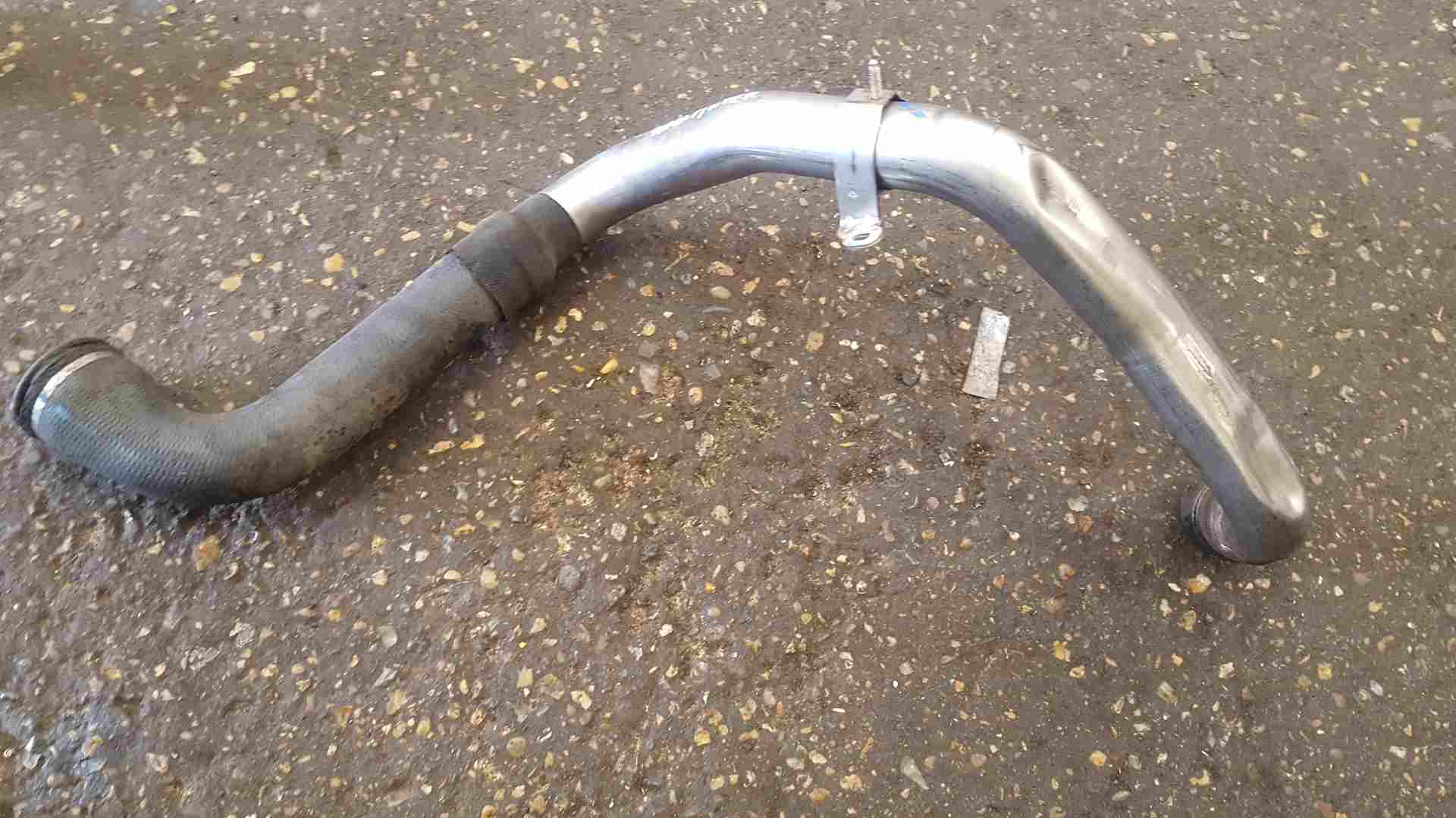 Thumb 4 Renault Laguna MK3 2007-2012 2.0 dCi Turbo To Intercooler Pipe