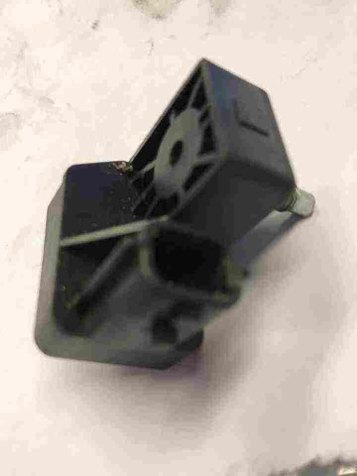 Renault Laguna MK3 2007-2012 Airbag Impact Sensor 988330001R