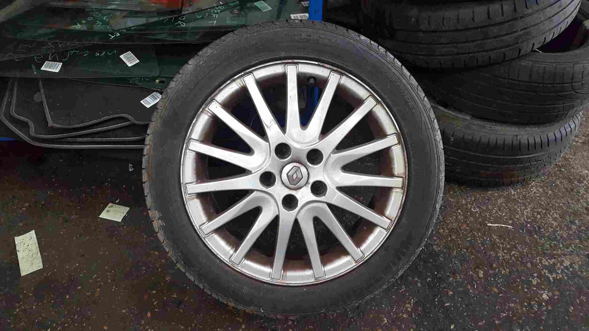 Renault Laguna MK3 2007-2012 Alloy Wheel 17inch   Tyre 215 50 17 6mm 403000034R 3/5