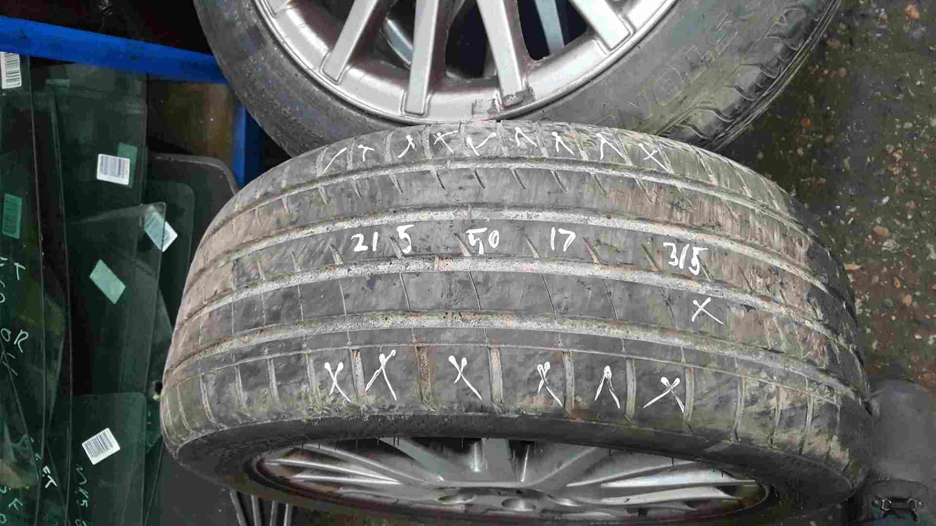 Thumb 2 Renault Laguna MK3 2007-2012 Alloy Wheel 17inch 17 403000034R 3/5