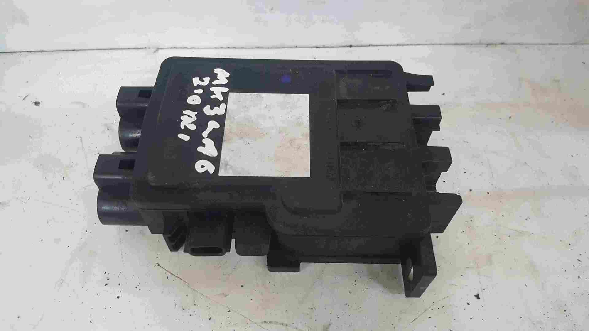 Renault Laguna MK3 2007-2012 Battery Electrical Control Module 243800002R