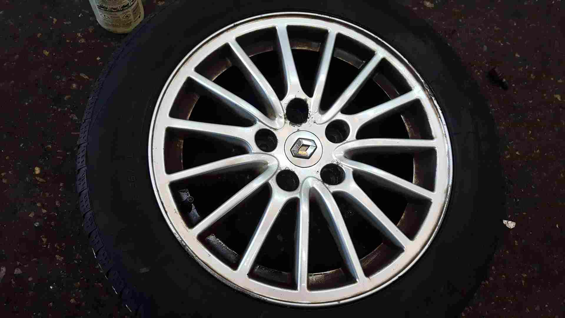 Thumb 2 Renault Laguna MK3 2007-2012 Broadway Alloy Wheel 16Inch 205 60 16 7mm 3/5