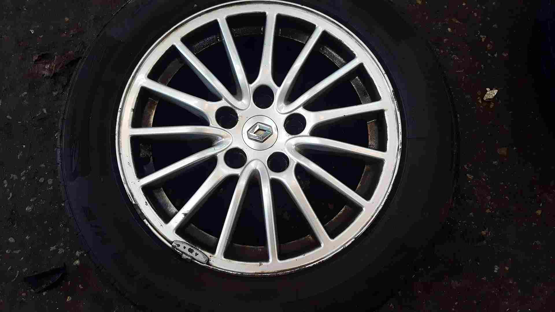Thumb 5 Renault Laguna MK3 2007-2012 Broadway Alloy Wheel 16Inch 3/5 6Mm 205 60 16