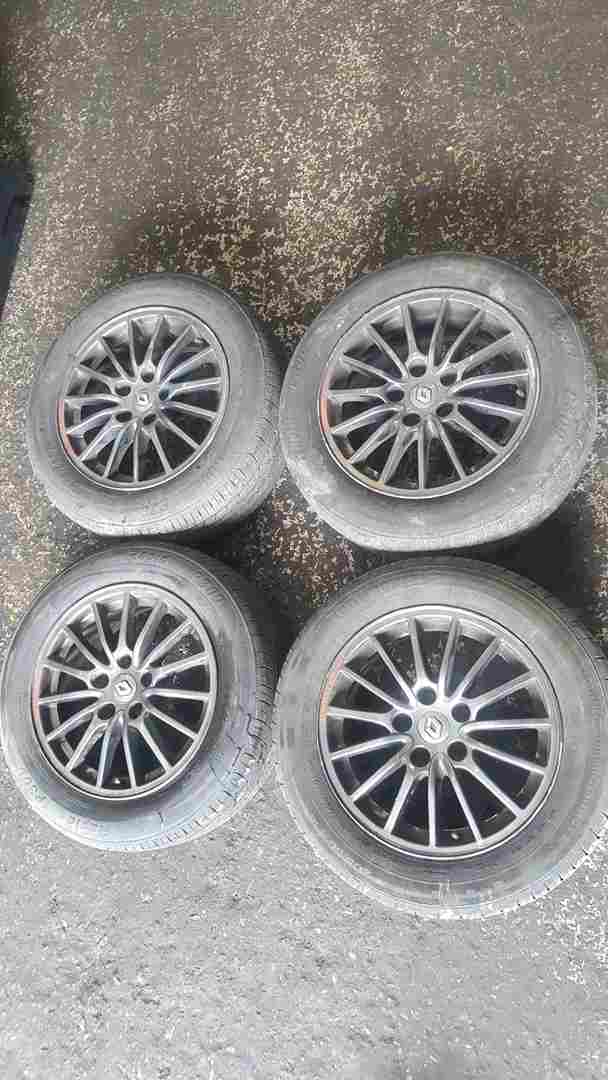 Thumb 6 Renault Laguna MK3 2007-2012 Broadway Alloy Wheels Set X4 16inch