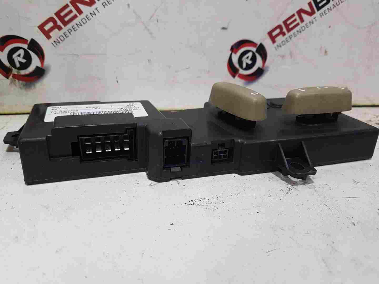 Thumb 6 Renault Laguna MK3 2007-2012 Drivers OSF Front Seat Electric Adjustment 