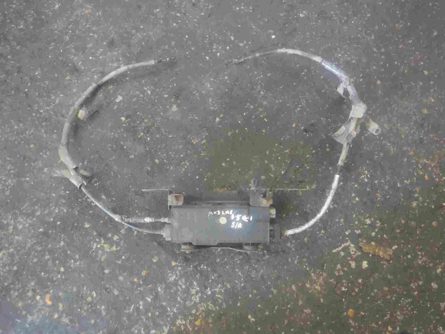 Renault Laguna MK3 2007-2012 Electronic Handbrake Motor + Cables BROKEN