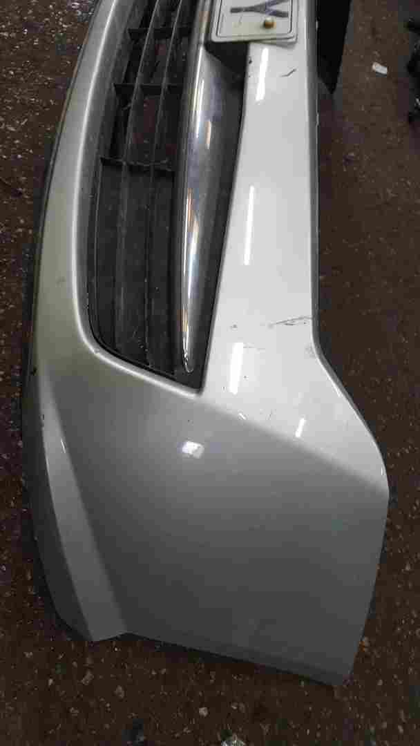 Thumb 3 Renault Laguna MK3 2007-2012 Front Bumper Silver TED69