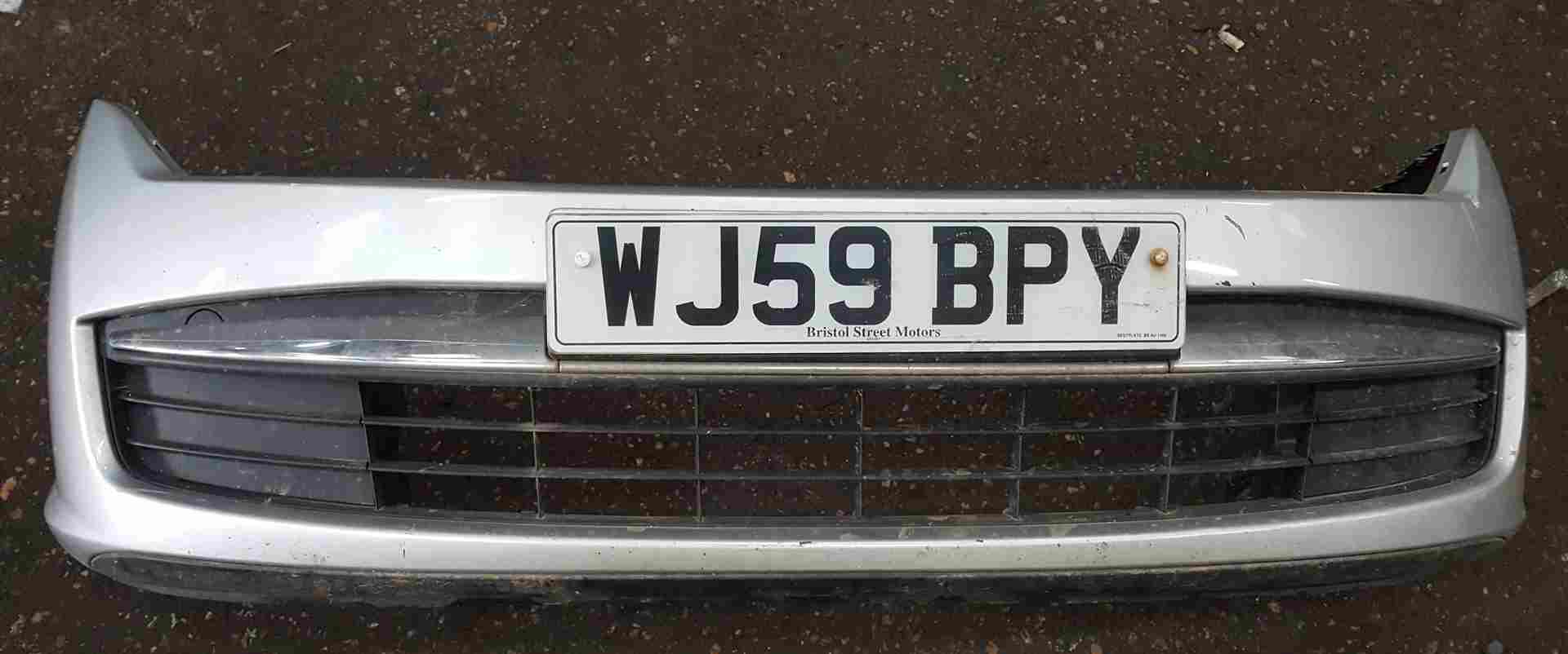 Renault Laguna MK3 2007-2012 Front Bumper Silver TED69