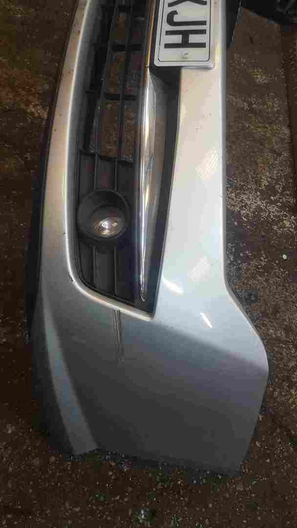 Thumb 2 Renault Laguna MK3 2007-2012 Front Bumper Silver TED69