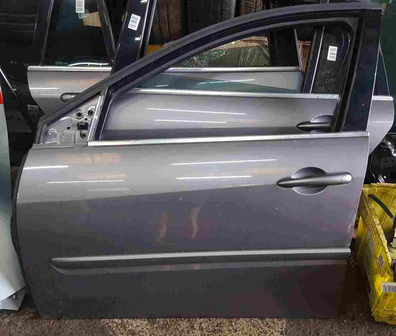 Thumb 2 Renault Laguna MK3 2007-2012 Passenger NSF Front Door Grey TEKNG