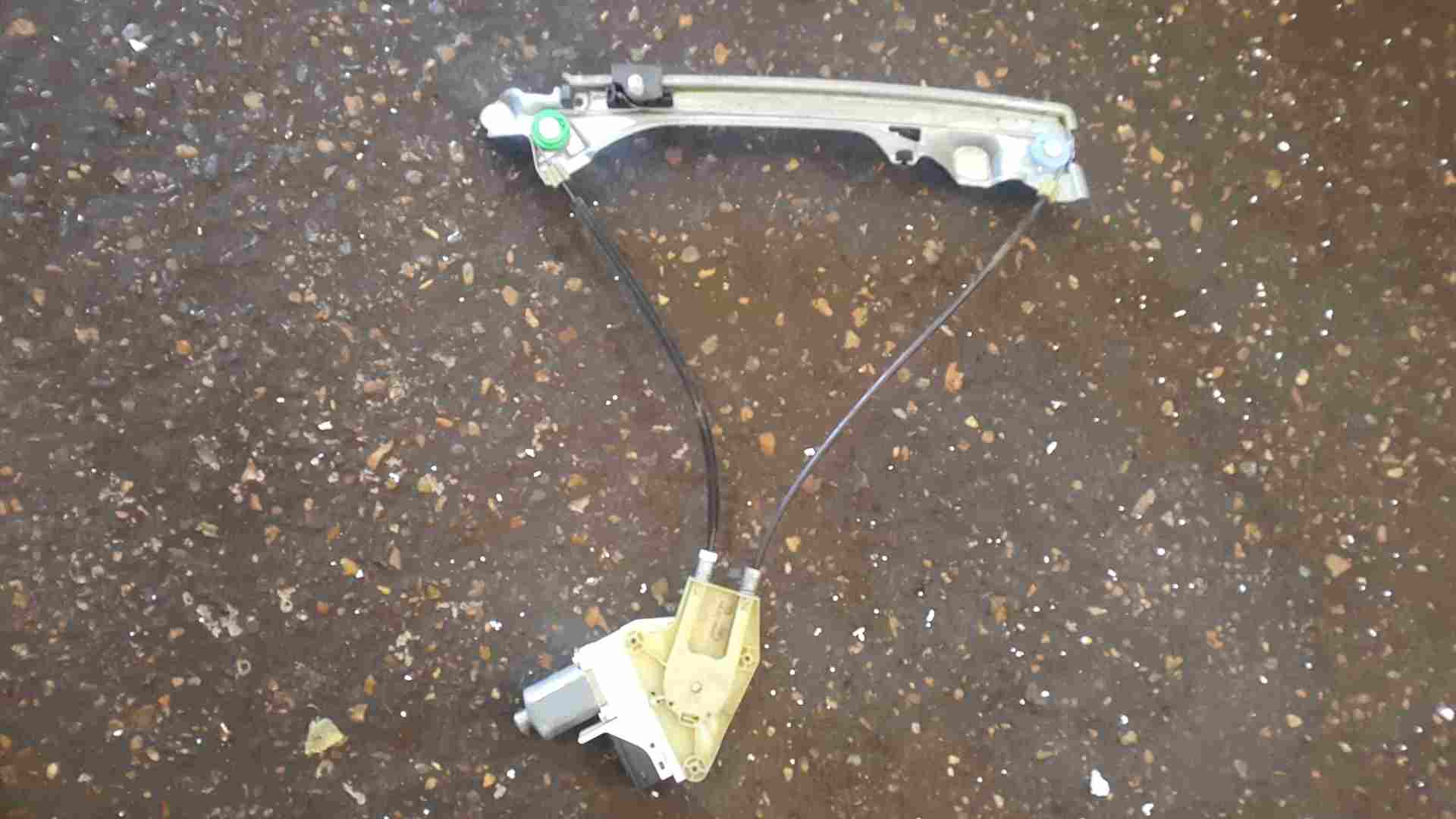 Thumb 4 Renault Laguna MK3 2007-2012 Passenger NSR Rear Window Motor Regulator